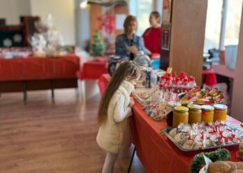 Благотворителен коледен базар в ОД на МВР – Варна в подкрепа на деца на починали служители