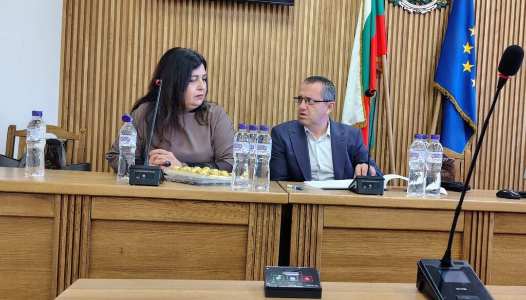 Среща на областния управител на Варна с ръководството на Община Суворово