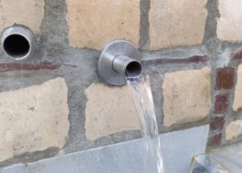 Регионалната здравна инспекция информира за качеството на водата от 11 местни водоизточника в град Шумен