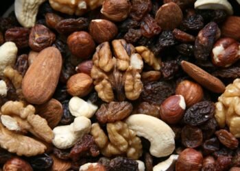 Центърът за оценка на риска алармира: Установени са токсини в сушени плодове и ядки от Турция
