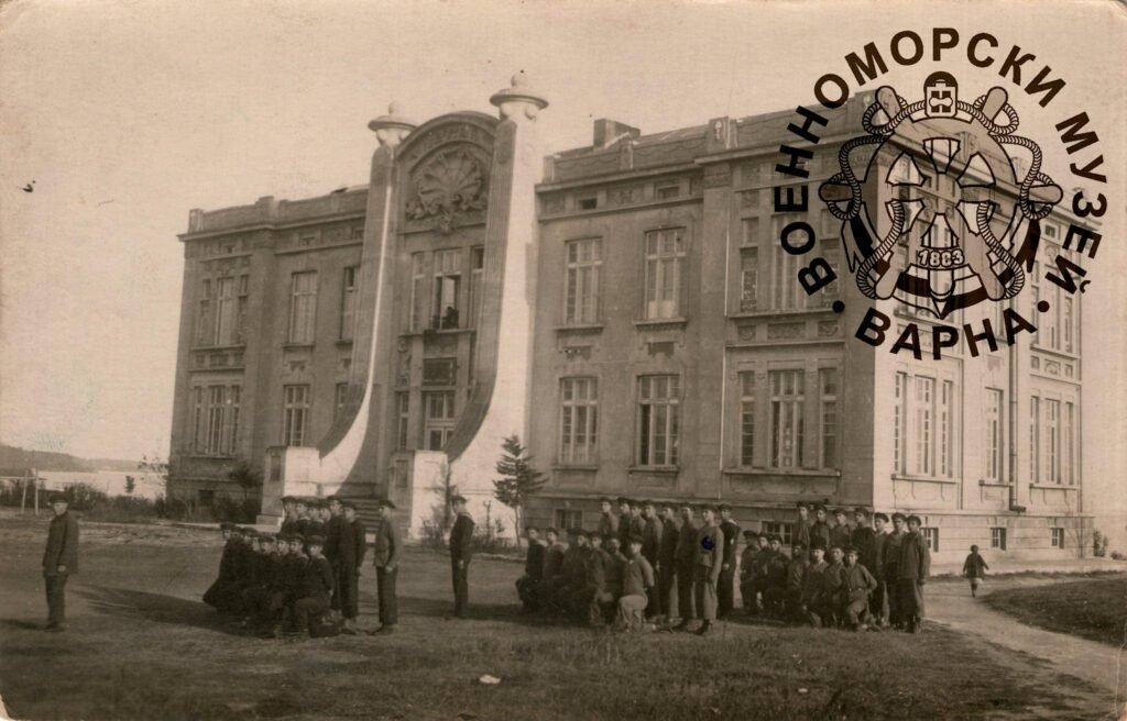 Историческа сграда, свързана с Практическото рибарско училище и началото на рибарското образование в България