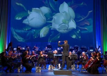 Варненската опера с безплатни майсторски класове по пиано и дирижиране през януари