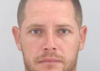 Брестак “кипна” от полиция, издирват Диян за зловещо убийство на жената, от която има две деца