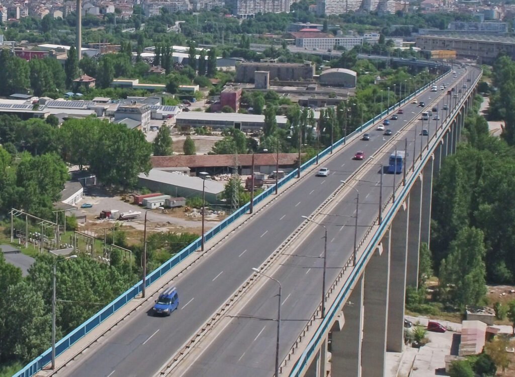 Аспарухов мост във Варна – ключова транспортна връзка над Варненския канал