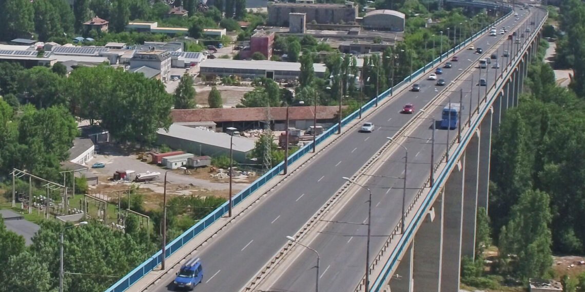Аспарухов мост във Варна – ключова транспортна връзка над Варненския канал