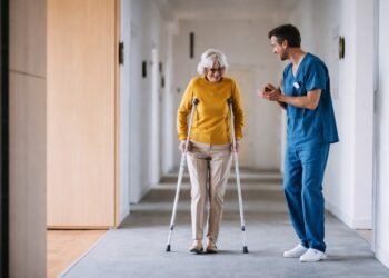 Рехабилитационен център или санаториум като част от програмата на НОИ за профилактика и рехабилитация