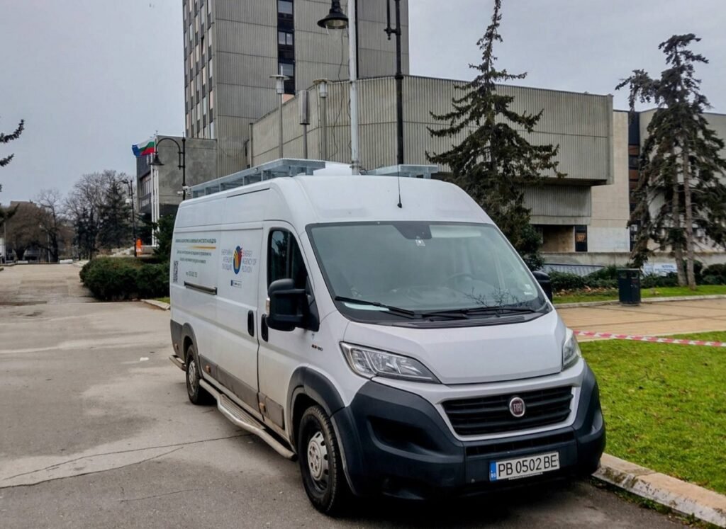 Автоматична станция за мониторинг на качеството на въздуха в градска среда във Варна.