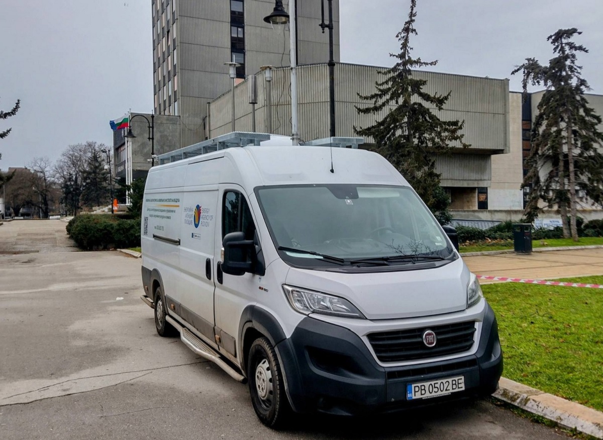 Автоматична станция за мониторинг на качеството на въздуха в градска среда във Варна.