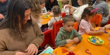 „Нишка на доброто“ донесе топлина и усмивки в ДГ №44 „Валентина Терешкова“ Варна