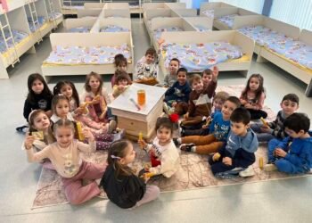 500 нови ресурсни кабинета в детски градини и училища са оборудвани по проекти на МОН