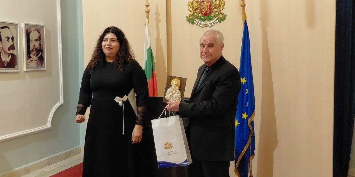 Атанас Михов при официалното встъпване в длъжност като областен управител на Варна