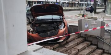 Катастрофа на кръстовището на бул. „Владислав Варненчик“ и ул. „Бенковска“ във Варна