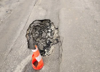 Жители на квартал „Траката“ във Варна подготвят протест заради разрушена пътна инфраструктура