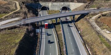 На 4 и 5 февруари за изграждане на станция на мобилен оператор се променя организацията на движение в тунел „Блатино“ на АМ „Струма“