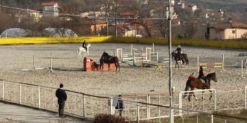 Тодоровден 2026 във Варна: Конни състезания на база „Виница“