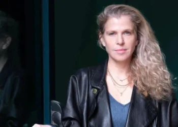 Откриха мъртва в хотелска стая продуцентката на шпионската драма „Техеран“