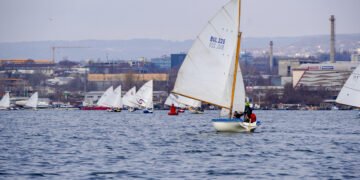 70-а юбилейна ветроходна регата „Трети март“ открива сезона във Варна