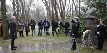 Варна отбеляза 153 години от гибелта на Васил Левски с общоградско поклонение