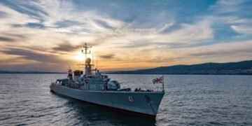 Преустановиха за днес издирването на рибарския кораб ВН 8112 край Маслен нос