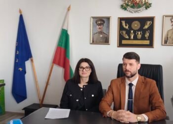 Български и румънски власти задържаха четирима извършители на серия телефонни измами