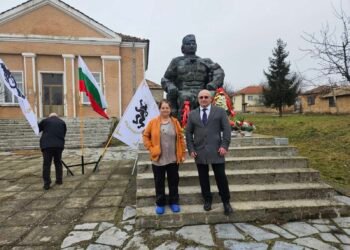 Веселин Вешев, „Възраждане“: Герои като Капитан Петко не се побират в учебниците (СНИМКИ)