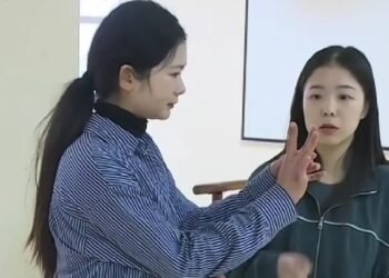 Докторанти от Китай се обучават във Варненския свободен университет