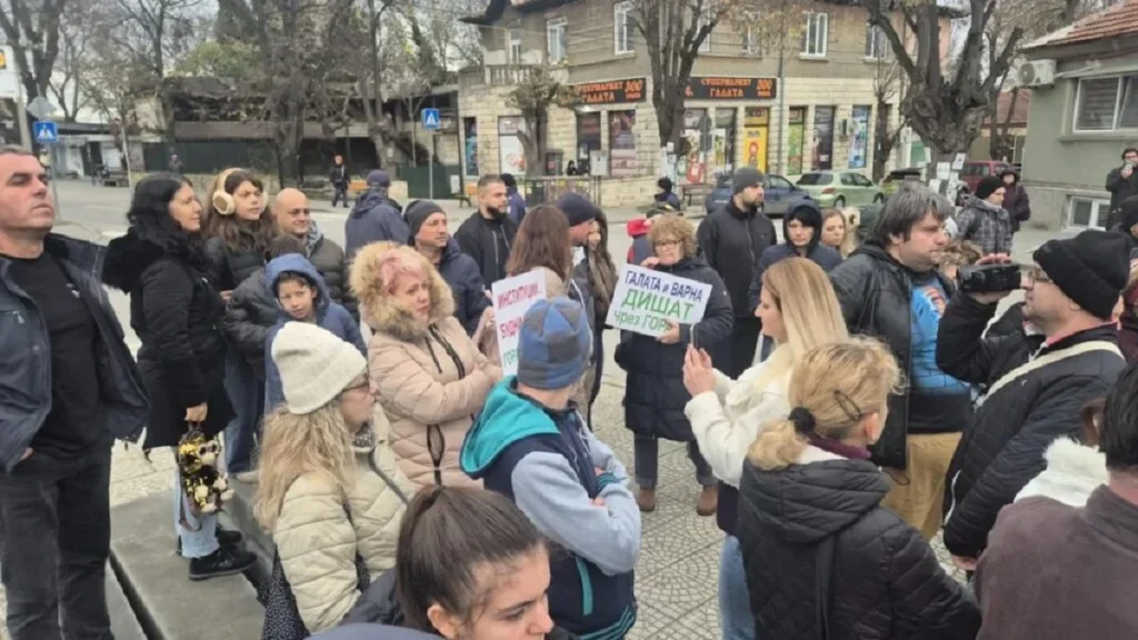 Протест на жители на Галата и Аспарухово срещу презастрояването във Варна