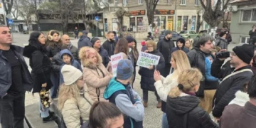 Протест на жители на Галата и Аспарухово срещу презастрояването във Варна