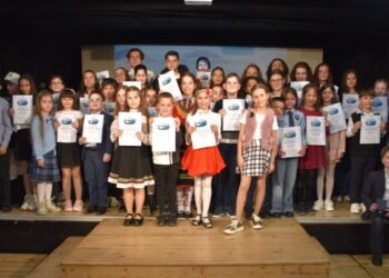 Връчиха отличията на лауреатите в XXV Регионален ученически конкурс за художествено слово „Моята България“