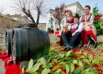 Трифон Зарезан е! Празник на плодородието!