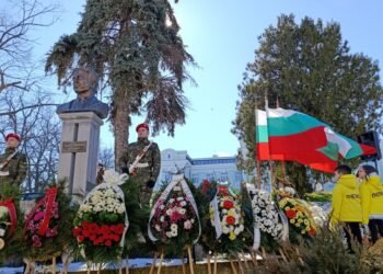 Шумен се преклони пред делото на Васил Левски: Поклон, Апостоле!