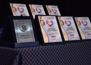 Ученичка от Варна със специалната награда на кмета в Националния литературен конкурс „Любовта в нас“