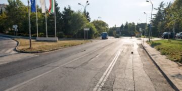 Пътната връзка между кв. Виница и к.к. „Св. св. Константин и Елена“ във Варна