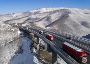 АПИ предупреждава: дъжд, сняг и поледици – тръгвайте само с автомобили, готови за зимни условия