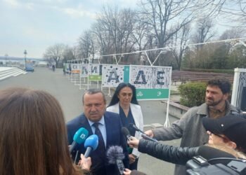 Министър Адемов: Българските граждани да са спокойни, социалните плащания и увеличението на пенсиите са гарантирани