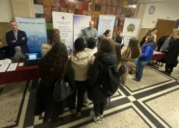 НАП Варна участва във форум „Кариери“ 2026 на Икономическия университет