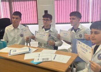 Възпитаници на ПГСАГ “Васил Левски” Варна мериха сили в състезание, посветено на числото “Пи” в рамките на проекта “Аз успявам” (ВИДЕО/СНИМКИ)