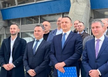 Коалиция ГЕРБ – СДС регистрира листата си за 3 МИР – Варна, начело е Владислав Горанов (ВИДЕО/СНИМКИ)