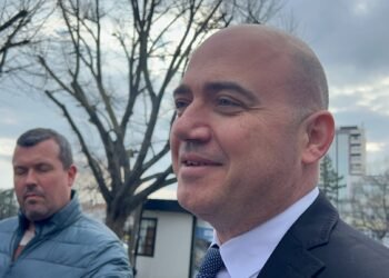 Коалиция „Прогресивна България” регистрира листата си в 3-ти МИР Варна за участие в парламентарните избори на 19 април (ВИДЕО)