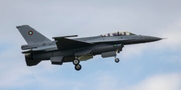 Изтребители F-16 от състава на българските ВВС изпълниха учебно-тренировъчни полети на летище „Васил Левски“
