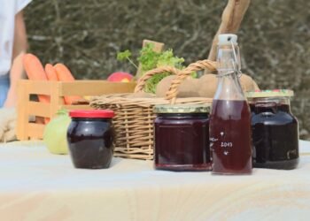 МЗХ с призив: Купувайте български стоки от фермерски пазари