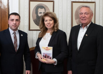 Президентът обсъди с представители на български организации в Молдова развитието на филиала на Русенския университет в Тараклия