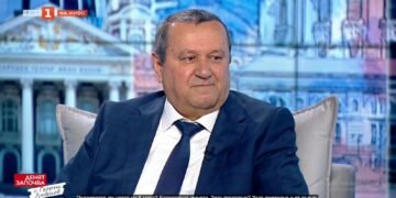 Министър Адемов: Изборът „глас срещу хляб” е абсурден