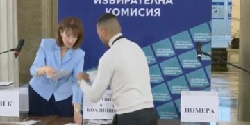 ЦИК изтегли номерата на партиите и коалициите за изборите
