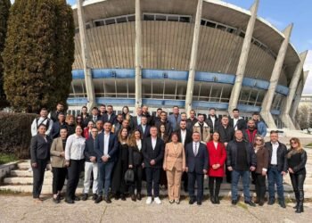 ДПС регистрира листата си за изборите във Варна: Йордан Цонев води кандидатите