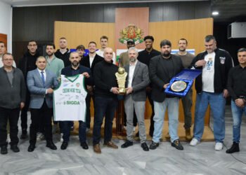Кметът Благомир Коцев посрещна носителите на Купа „България“ – БК „Черно море Тича“