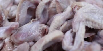 След открити тонове негодна храна – очакват се уволнения в БАБХ