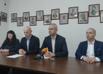 Костадин Костадинов, „Възраждане“: Българите плащат компенсациите за горивата със собствените си пари