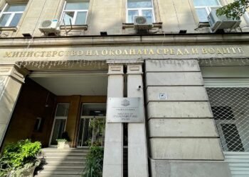 Министър Юлиян Попов изиска осигуряване на публичен достъп до първични данни от мониторинга на водите в обработваем формат 