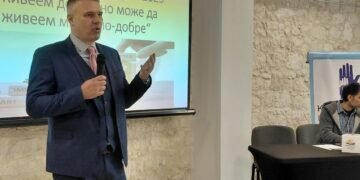 Икономист: Трябва да прекъснем голямото участие на държавата в преразпределянето на средства (ВИДЕО)